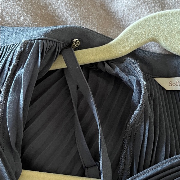 Pleated 2 piece Blouse with cami Soft Surroundings Taupe - Picture 6 of 9